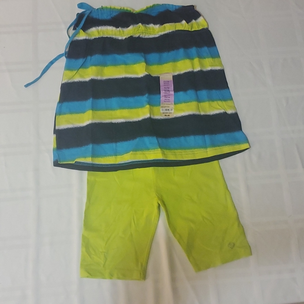 Girls clothes